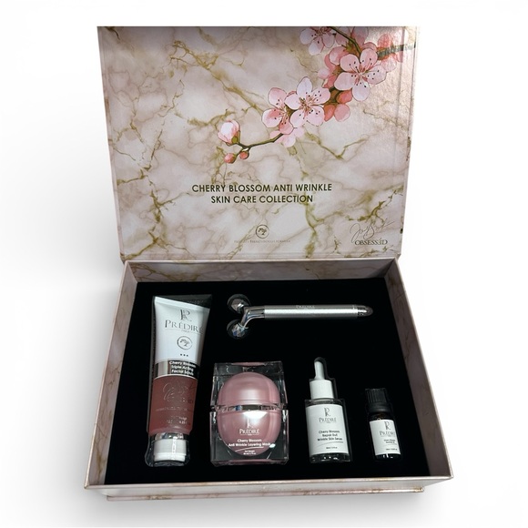 Cherry Blossom Anti Wrinkle Skin Care Collection - Picture 2 of 13